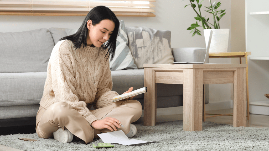 mujer creativa, emprendedora, que muestra coherencia, congruencia y comunica con verdad su propia marca personal